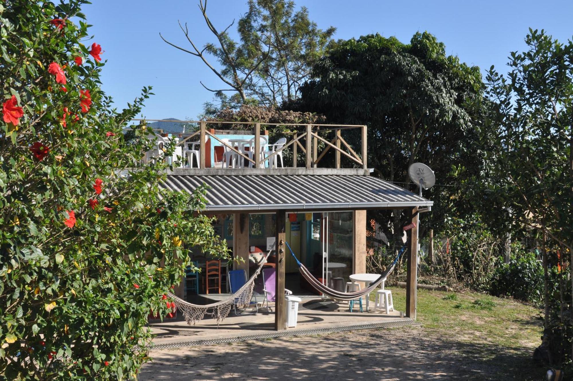 Paikea Hostel Praia Do Rosa Exterior photo